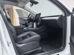 Tesla Model Y Rear-Wheel Drive - ფოტო 8