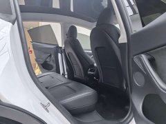 Tesla Model Y Rear-Wheel Drive - ფოტო 9