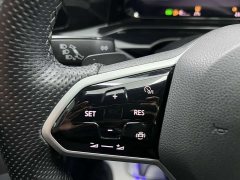Volkswagen Golf 2023 280TSI DSG R-Line Lite - ფოტო 14