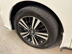 Honda Odyssey 2.0L Sharp Premium Edition - ფოტო 19