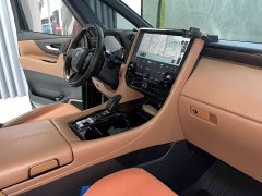 Toyota Vellfire 2024 Crown Hybrid 2.5L Executive Premier Edition - ფოტო 13