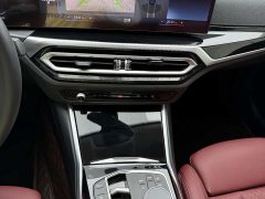 BMW 3 Series 320Li M Sport Package - ფოტო 11