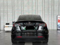 Tesla Model Y Standard Range RWD - ფოტო 4