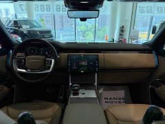 Land Rover Range Rover 3.0L V6 400PS Extended Wheelbase Prestige Edition - ფოტო 19