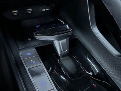 Hyundai Elantra 2022 1.5L CVT Luxury - ფოტო 11