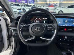Hyundai Elantra 2022 1.5L CVT Luxury - ფოტო 9