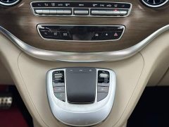 Mercedes-Benz V-Class 2022 V 260 L Long Wheelbase Luxury Edition - ფოტო 19