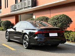 Audi A7L 45 TFSI quattro S-line Dark Knight Edition - ფოტო 14