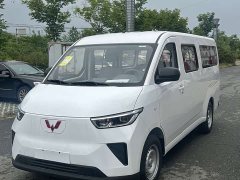 Wuling Yangguang 2024 300km Comfort Passenger Van 75kW - ფოტო 1