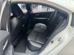 Toyota Corolla 1.8L CVT Luxury - ფოტო 16