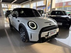 BMW MINI 2.0T COOPER S Artist Five-Door - ფოტო 1
