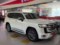 Toyota Land Cruiser (Imported) LC300 2021 3.5T Middle East Edition - ფოტო 2