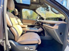 Lincoln Navigator 3.5T Presidential Edition - ფოტო 10