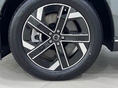 Volvo XC70 Plug-in Hybrid AWD Extended Range Core - ფოტო 12