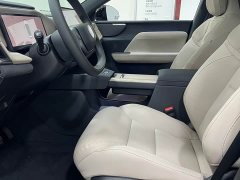 Volvo XC70 Plug-in Hybrid AWD Extended Range Core - ფოტო 9