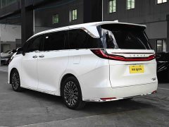 Lexus LM 2025 500h Six-Seat Premium Edition - ფოტო 3