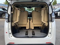 Toyota Vellfire 2021 Crown Hybrid 2.5L HV Luxury Edition - ფოტო 18