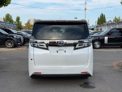 Toyota Vellfire 2021 Crown Hybrid 2.5L HV Luxury Edition - ფოტო 3
