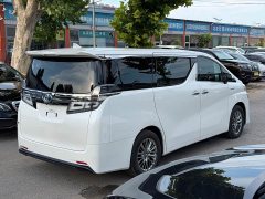 Toyota Vellfire 2021 Crown Hybrid 2.5L HV Luxury Edition - ფოტო 4