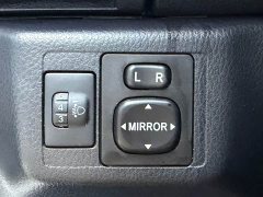 Toyota Yaris L Zhixuan X 1.5L CVT Luxury Plus - ფოტო 8