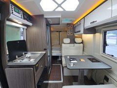 SAIC Maxus V90 2021 2.0T Traveler Self-Propelled Class B Motorhome Luxury Transverse Bed - ფოტო 12