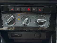 Volkswagen Jetta VS5 280TSI Automatic Deluxe Pro - ფოტო 12