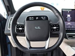 Li Auto Ideal L8 Air - ფოტო 5