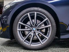 BMW 3 Series 320i M Sport Package - ფოტო 18