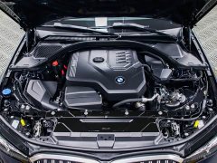 BMW 3 Series 320i M Sport Package - ფოტო 19