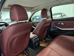 BMW 3 Series 325Li M Sport Package - ფოტო 11