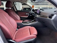 BMW 3 Series 325Li M Sport Package - ფოტო 18
