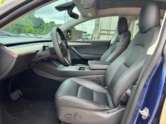 Tesla Model Y Standard Range RWD - ფოტო 10