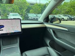 Tesla Model Y Standard Range RWD - ფოტო 16