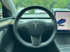 Tesla Model Y Standard Range RWD - ფოტო 17