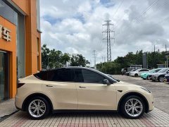 Tesla Model Y Standard Range RWD - ფოტო 8