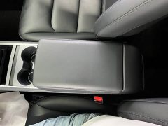 Tesla Model Y Rear-Wheel Drive - ფოტო 12