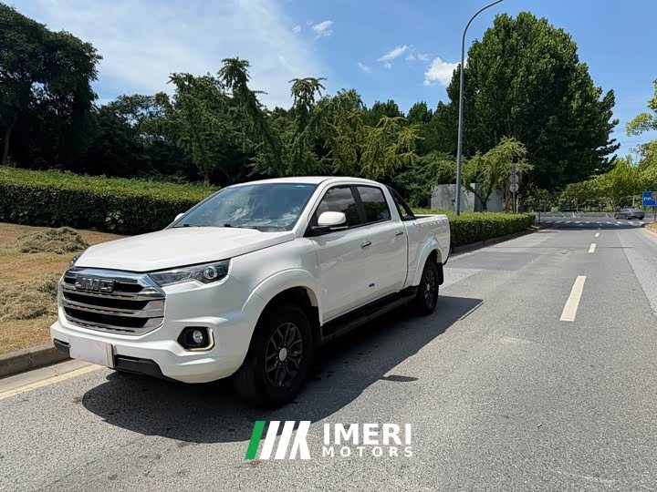 Domain Tiger Yuhu 7 2.0T Automatic Gasoline Two-Wheel Drive Comfort Long Wheelbase JX4G20A6L