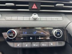 Hyundai Elantra 1.5L CVT Luxury - ფოტო 15