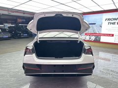Hyundai Elantra 1.5L CVT Luxury - ფოტო 19
