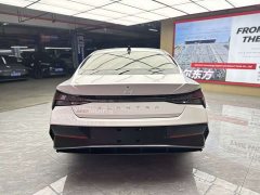 Hyundai Elantra 1.5L CVT Luxury - ფოტო 6