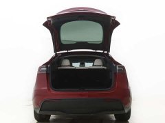 Tesla Model Y 2022 Facelift Rear-Wheel Drive - ფოტო 14