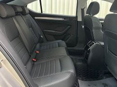 Skoda Superb TSI280 DSG Prestige - ფოტო 12