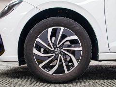 Volkswagen Lavida Sharp 1.5L Automatic New Vision Edition - ფოტო 17