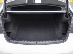 BMW 3 Series 320Li M Sport Package - ფოტო 16