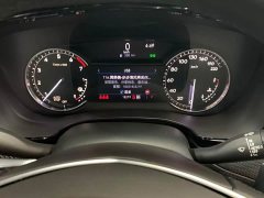 Cadillac XT5 2.0T AWD Luxury (Hummingbird Edition) - ფოტო 11