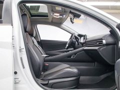 Hyundai Elantra 2022 1.5L CVT Luxury - ფოტო 13