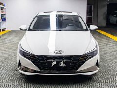 Hyundai Elantra 2022 1.5L CVT Luxury - ფოტო 2
