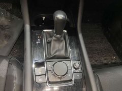 Mazda3 Axela 2.0L Automatic Elegant Edition - ფოტო 17