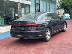 Volkswagen Passat Outstanding Edition 280TSI Business Version - ფოტო 5