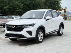 Wuling Xingchi 1.5L CVT Fun Edition - ფოტო 1